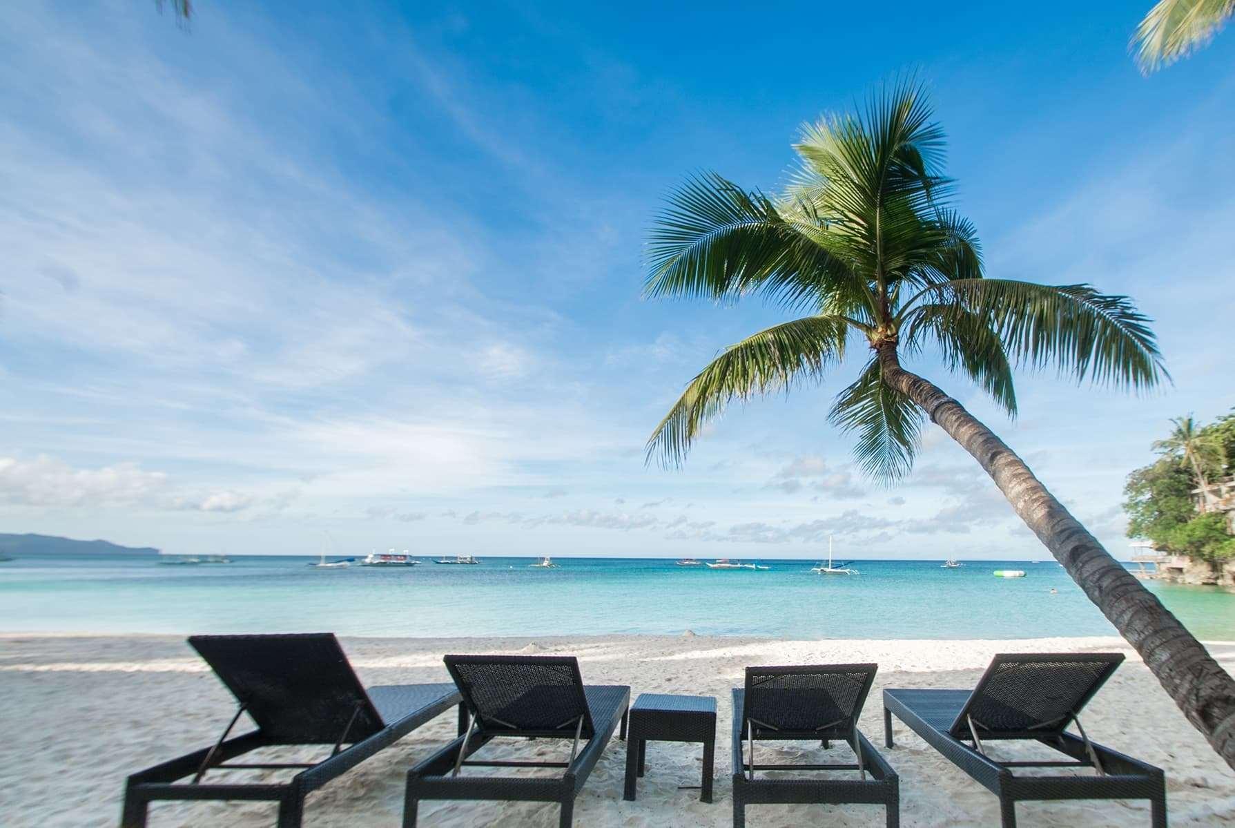 Microtel By Wyndham Boracay Balabag  Ngoại thất bức ảnh