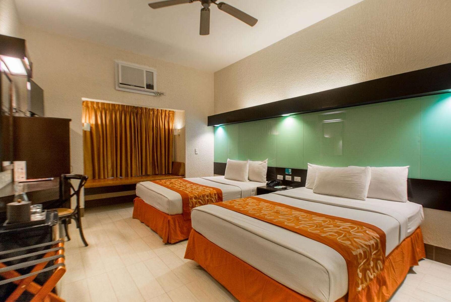 Microtel By Wyndham Boracay Balabag  Ngoại thất bức ảnh