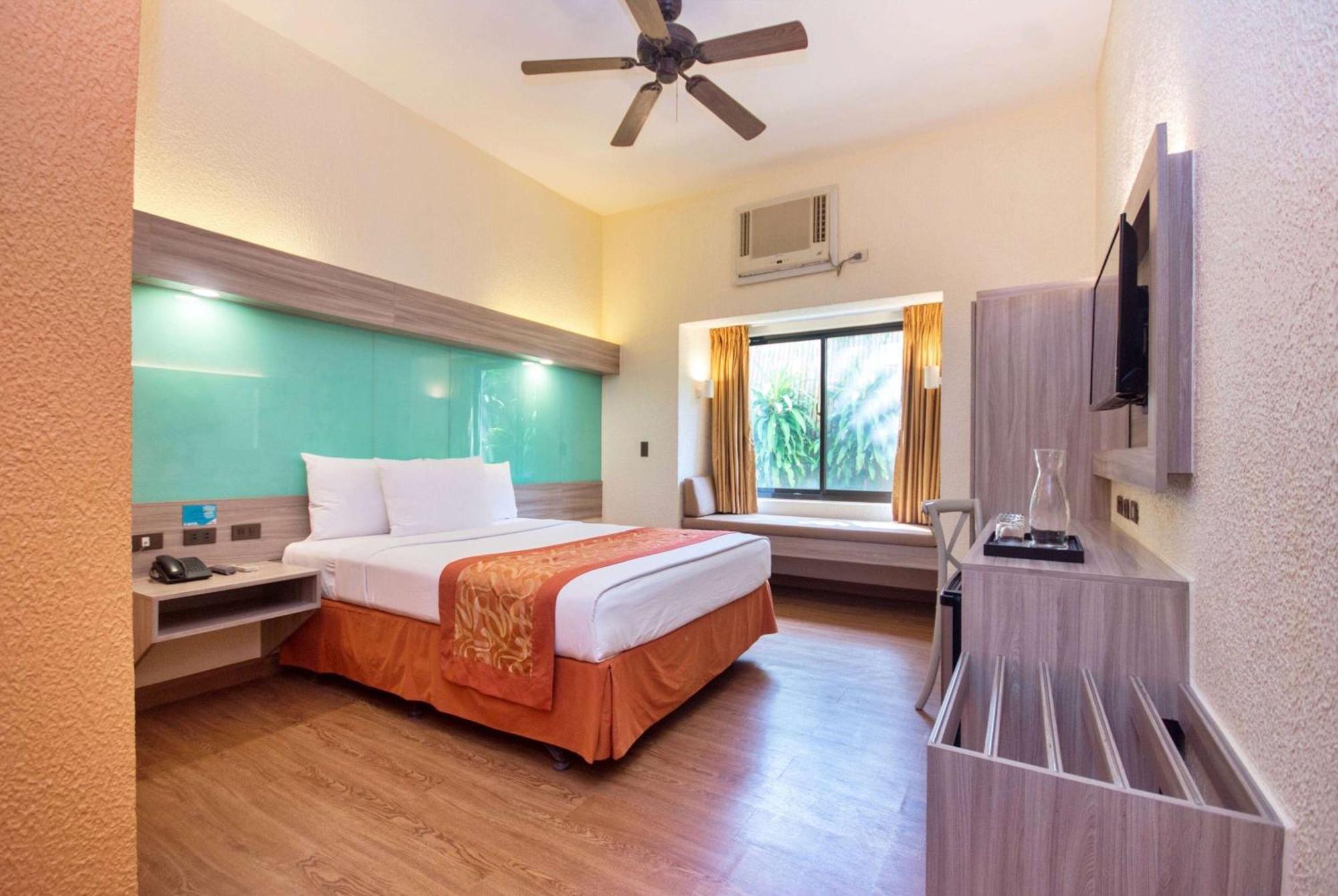 Microtel By Wyndham Boracay Balabag  Ngoại thất bức ảnh