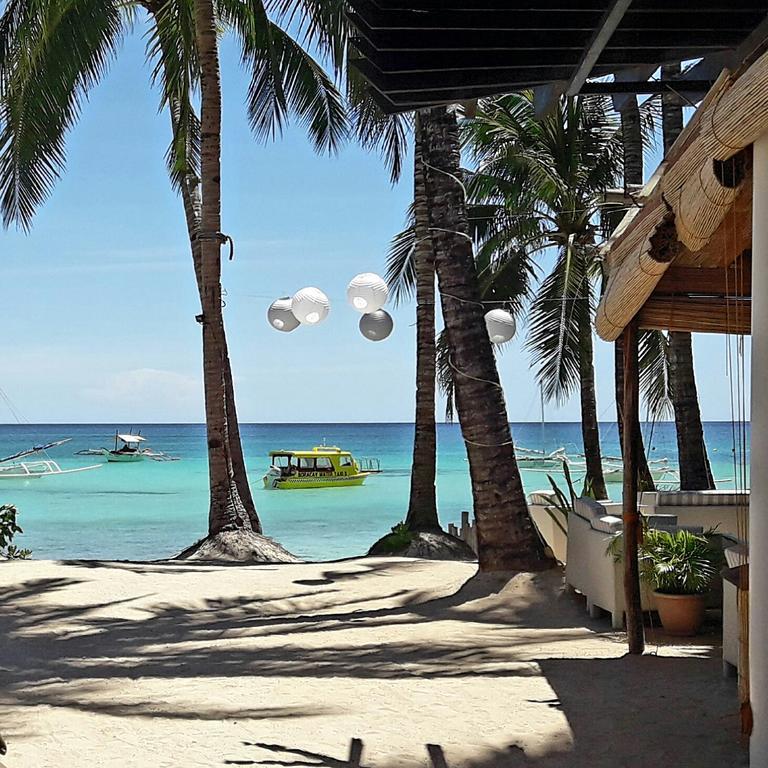 Microtel By Wyndham Boracay Balabag  Ngoại thất bức ảnh