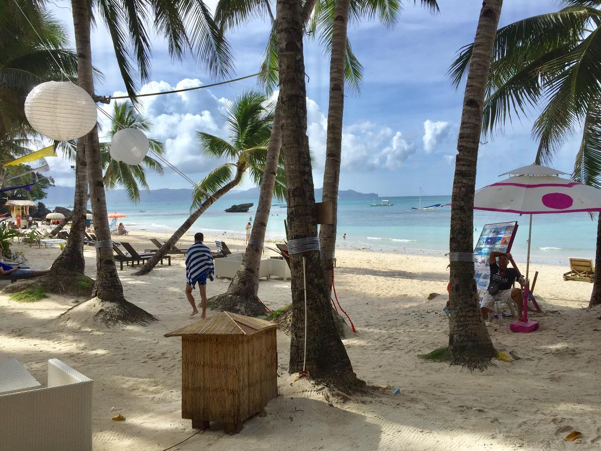 Microtel By Wyndham Boracay Balabag  Ngoại thất bức ảnh